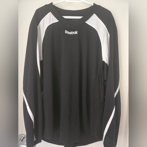 Reebok Other - Mens Reebok Sweatshirt